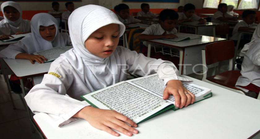 Menanamkan Cinta Al-Qur'an Sejak Dini: Pentingnya Program BTQ di Madrasah